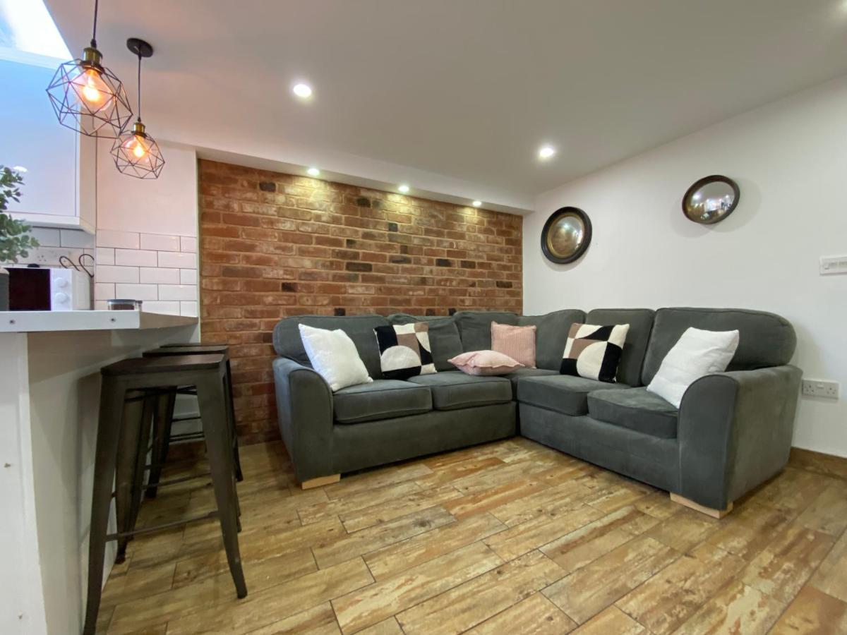 Nice Living Serviced Accommodations 2 Coventry Exterior foto